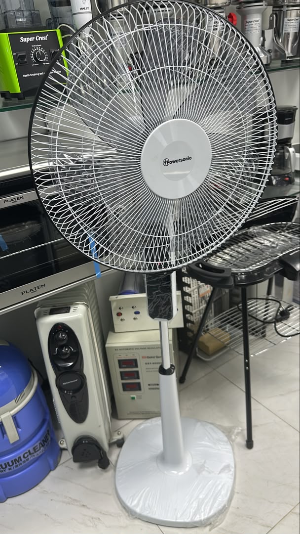 Cornell 16 Inch Stand Fan in White