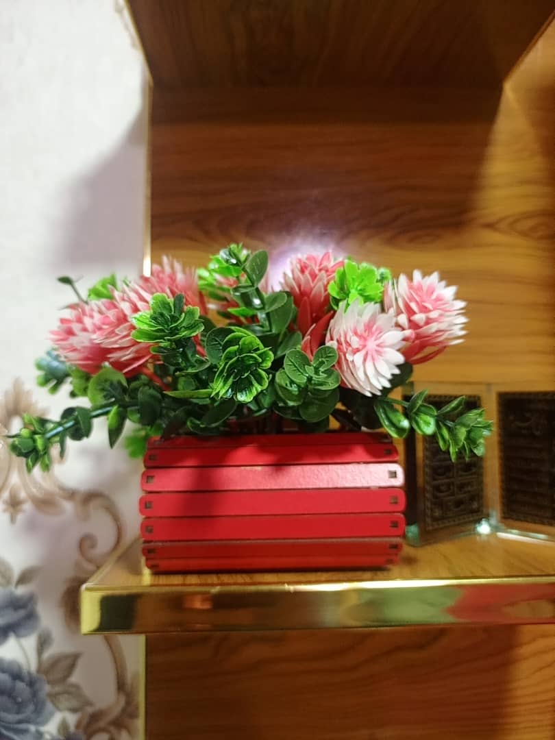 Artificial flower
