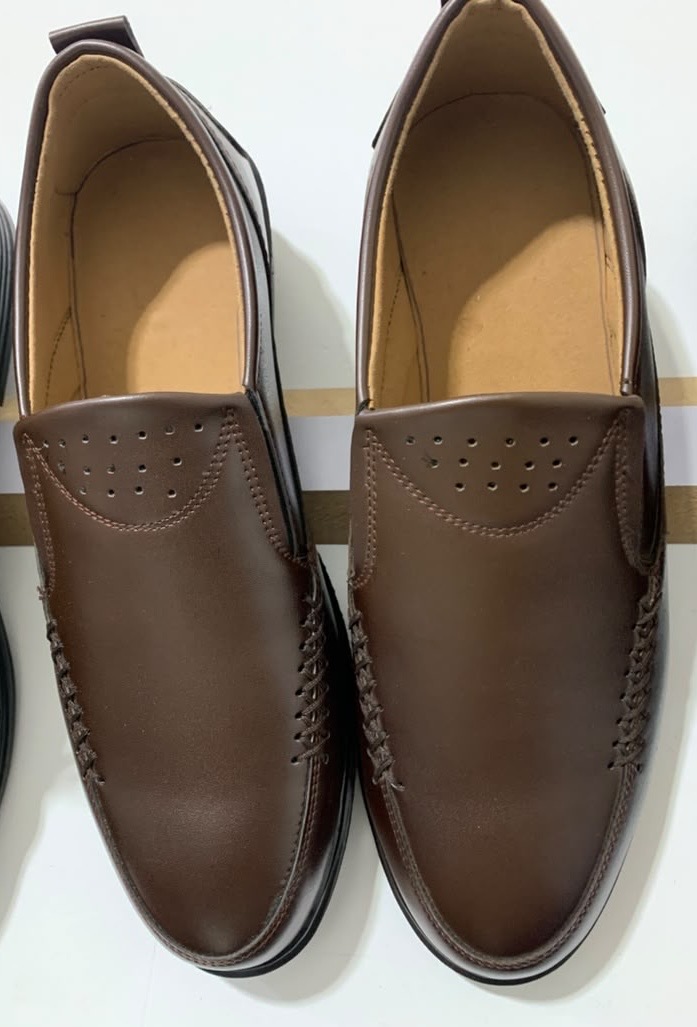 Red formal man shoes 